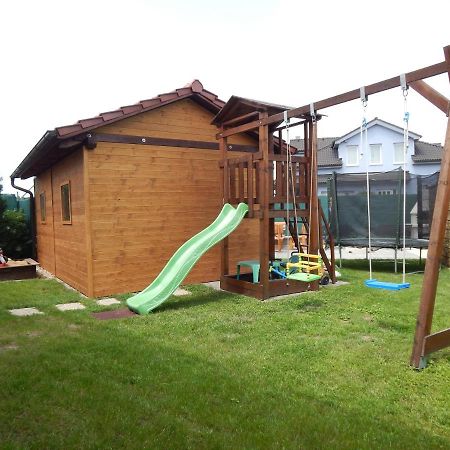 Apartmany Andrea Břeclav エクステリア 写真